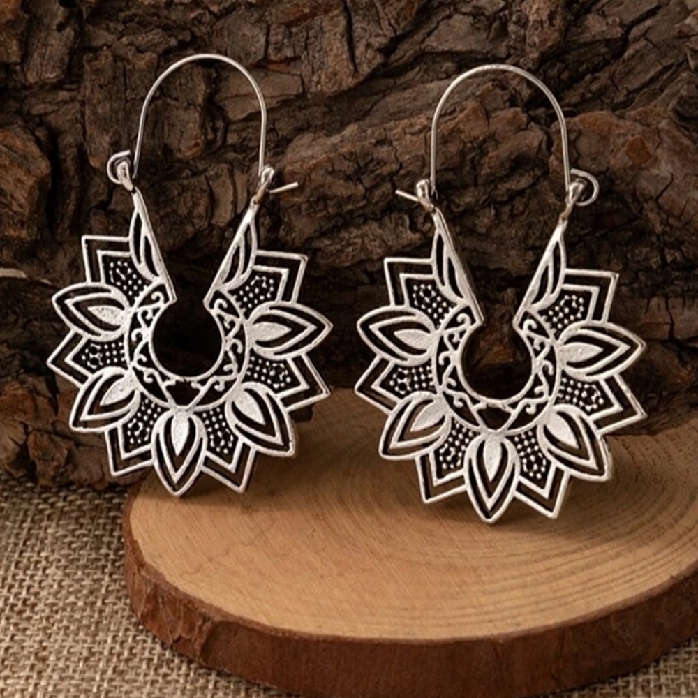 Antiqued Silver Starburst Mandala Boho Hoop Earrings